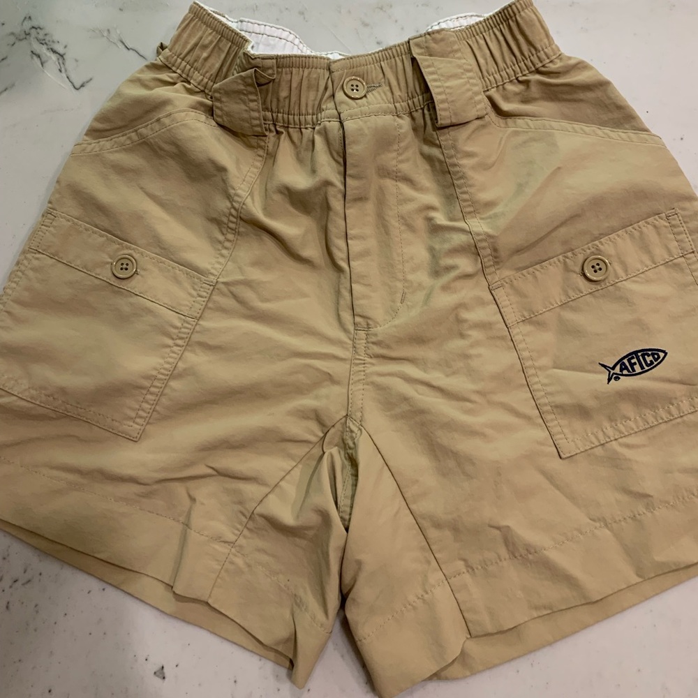 Aft Co khaki shorts size 26.